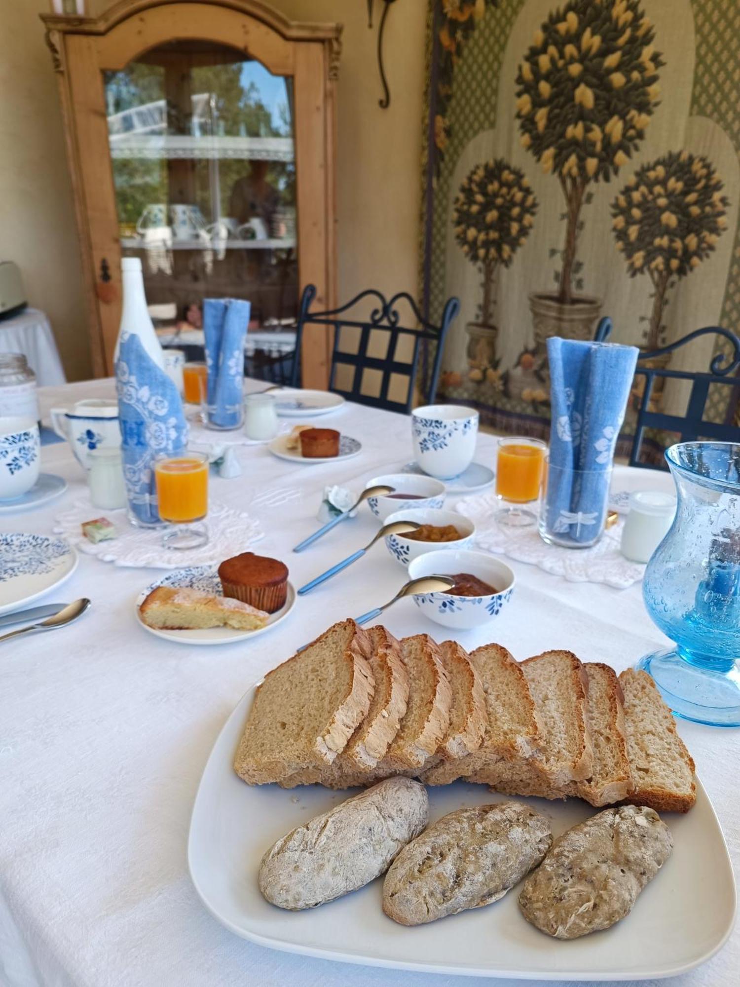O Tilia D'Azur Bed & Breakfast Roquefort Les Pins Ngoại thất bức ảnh